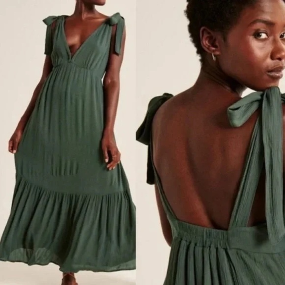 Abercrombie and Fitch Green linen maxi dress. Tie shoulder